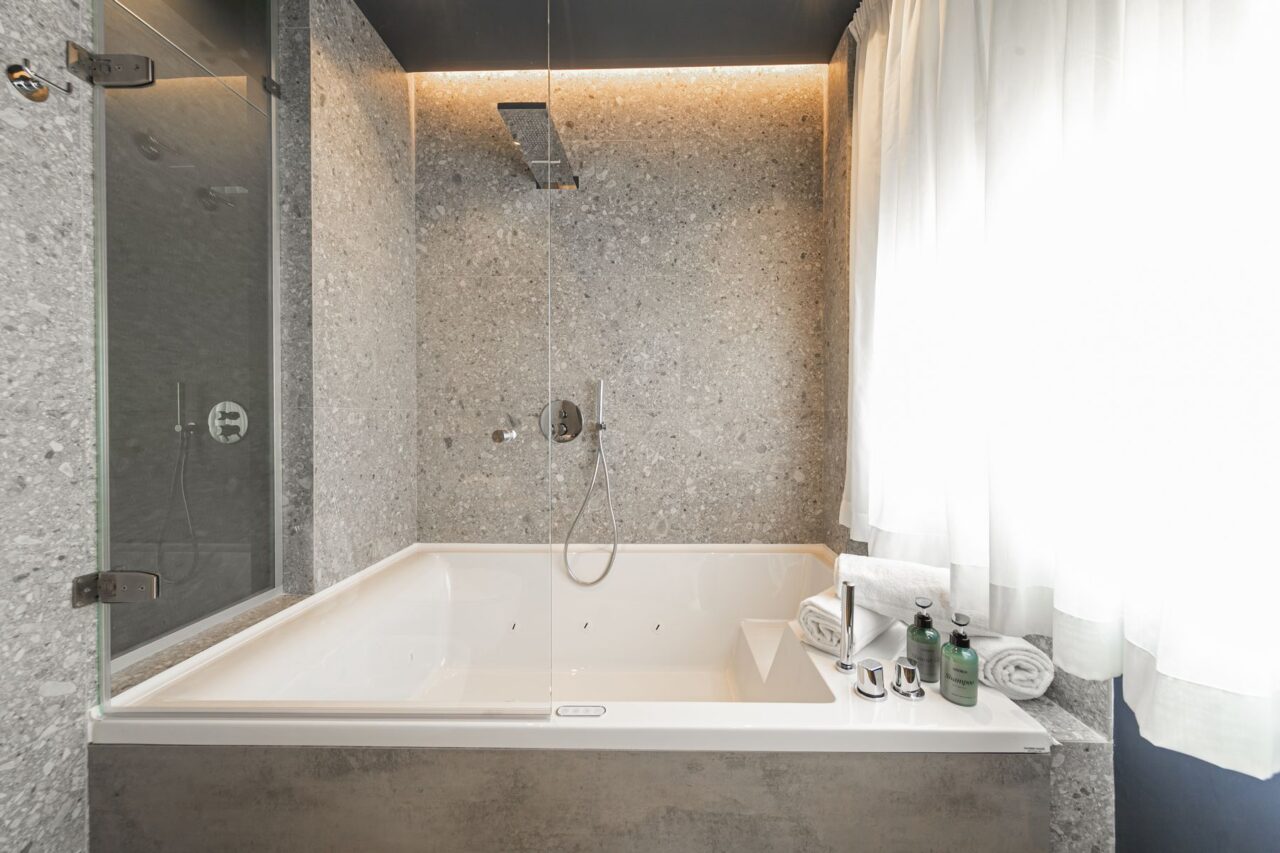 402-junior-suite_3 402-junior-suite_3